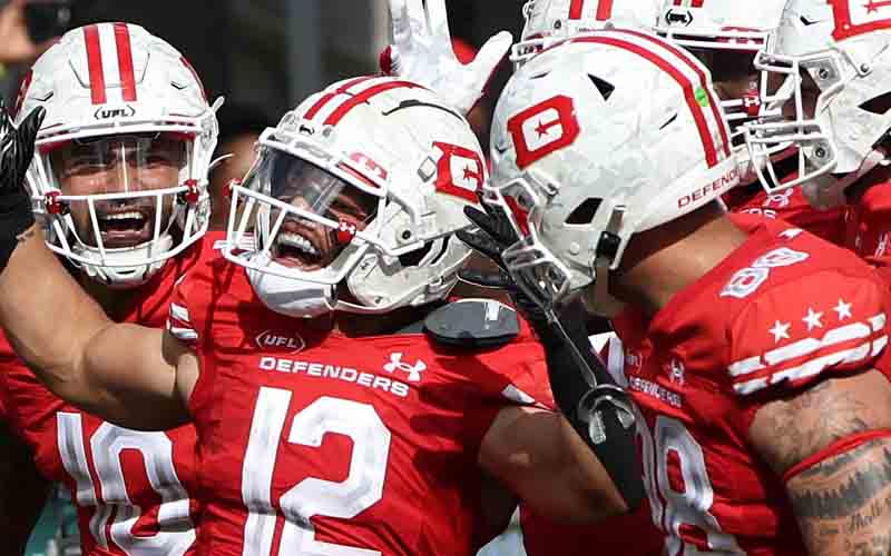 Defenders celebrate
